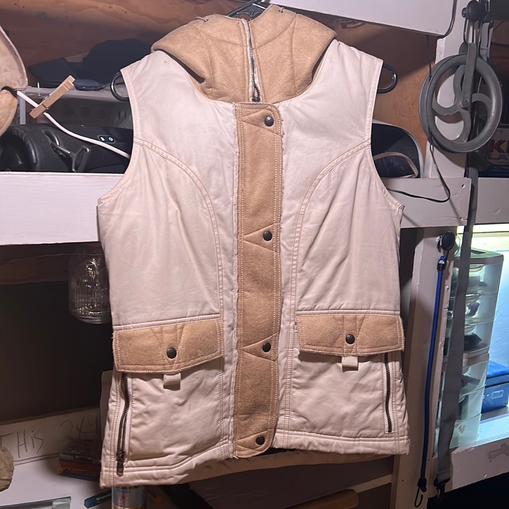 KUHL women’s cream/tan vest size small